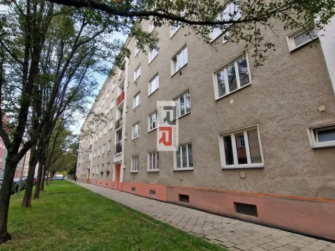Pronájem bytu 2+kk, Olomouc, Dukelská, 44 m2