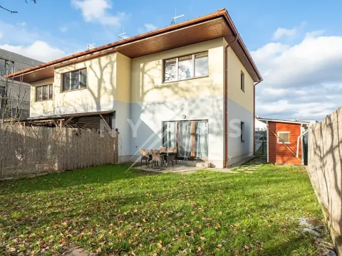 Prodej bytu 3+kk, Králův Dvůr, Větrná, 80 m2