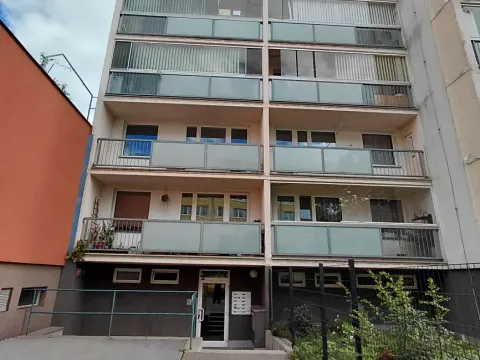 Prodej bytu 3+1, Praha - Horní Počernice, Lhotská, 73 m2