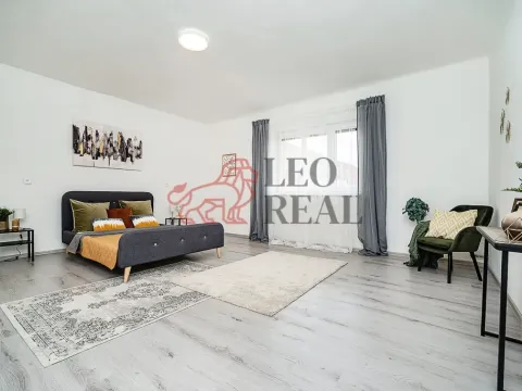 Prodej bytu 3+1, Údlice, Náměstí, 90 m2