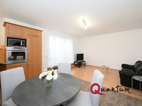 Pronájem bytu 2+kk, Praha - Zbraslav, Jaromíra Vejvody, 75 m2