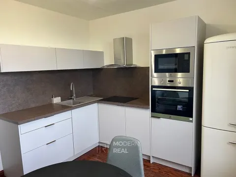 Pronájem bytu 4+1, Brno, Zikova, 94 m2