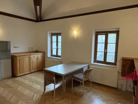 Pronájem kanceláře, Sušice - Sušice I, náměstí Svobody, 22 m2