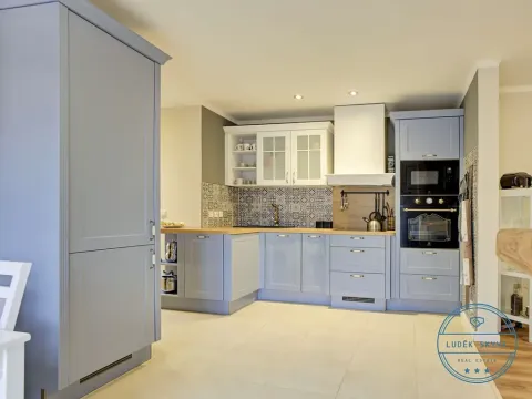 Prodej bytu 2+kk, Popovice, 56 m2