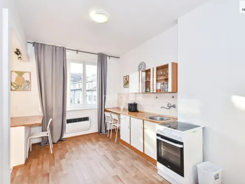 Prodej bytu 2+kk, Praha - Smíchov, Zoubkova, 37 m2