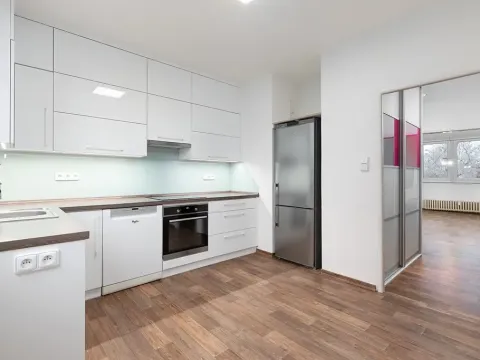 Prodej bytu 3+1, Opava, Ratibořská, 76 m2