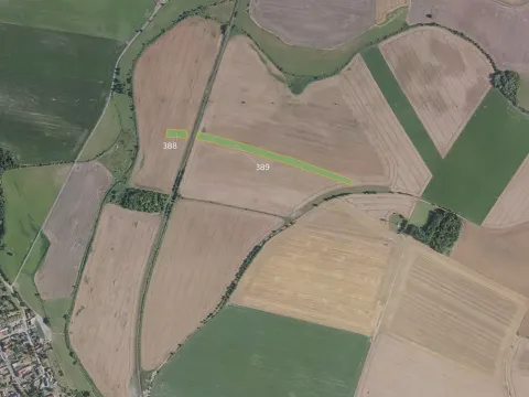 Prodej pole, Luštěnice, 2521 m2