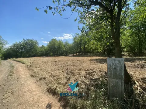 Prodej pozemku pro bydlení, Chabařovice, 1674 m2