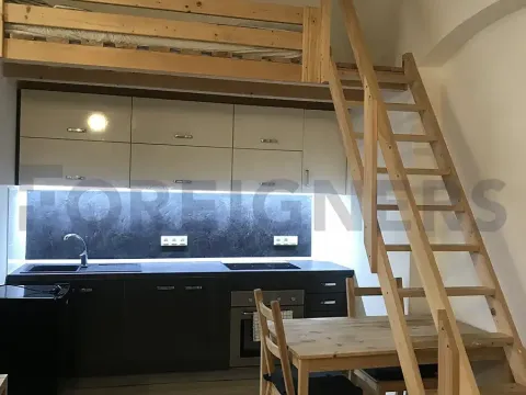 Pronájem bytu 1+kk, Praha - Smíchov, Staropramenná, 30 m2