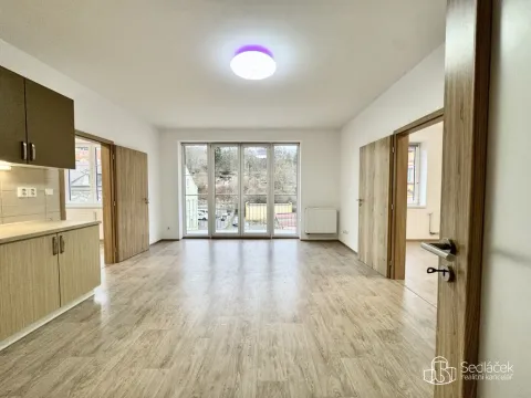 Pronájem bytu 3+kk, Karlovy Vary - Rybáře, Lad. Koubka, 67 m2