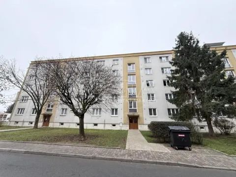 Pronájem bytu 2+1, Kralupy nad Vltavou - Lobeček, Masarykova, 53 m2