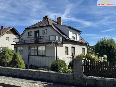 Prodej rodinného domu, Bělčice, Budovatelská, 330 m2