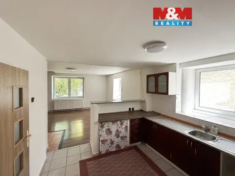 Prodej rodinného domu, Chožov, 120 m2
