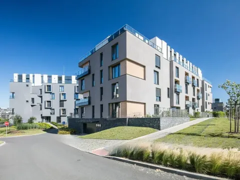 Pronájem garážového stání, Praha - Libeň, Menclova, 6 m2