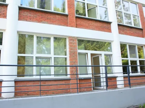 Pronájem kanceláře, Zlín, nám. T. G. Masaryka, 68 m2