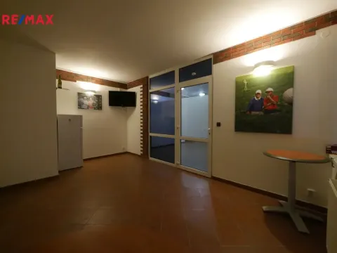 Pronájem kanceláře, Lety, Pražská, 16 m2