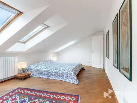 Pronájem bytu 3+1, Praha - Nové Město, Odborů, 126 m2