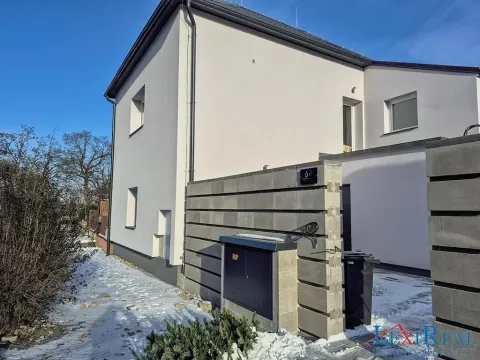 Pronájem bytu 3+kk, Radonice, Ligasova, 71 m2