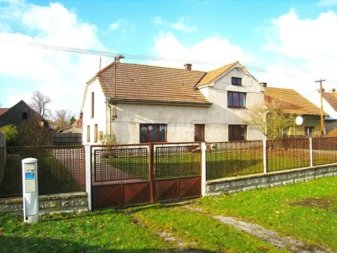 Prodej rodinného domu, Křinec, Dr. Chmelaře, 110 m2