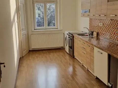 Pronájem bytu 1+1, Praha - Nusle, náměstí Bratří Synků, 51 m2