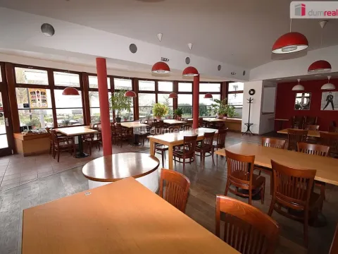 Pronájem restaurace, Praha - Benice, Květnového povstání, 230 m2