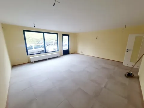 Pronájem obchodního prostoru, Praha - Vršovice, Košická, 56 m2