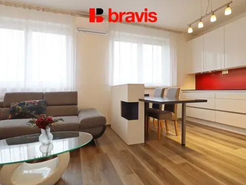 Pronájem bytu 2+kk, Brno - Slatina, Šmahova, 64 m2