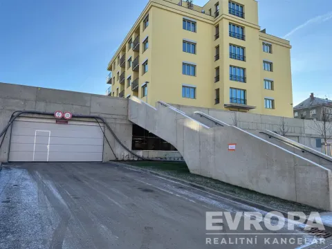 Pronájem garáže, Liberec, 16 m2