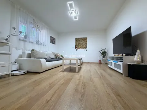 Prodej rodinného domu, Slaný - Trpoměchy, 120 m2