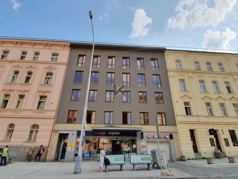 Pronájem kanceláře, Praha, Táborská, 137 m2