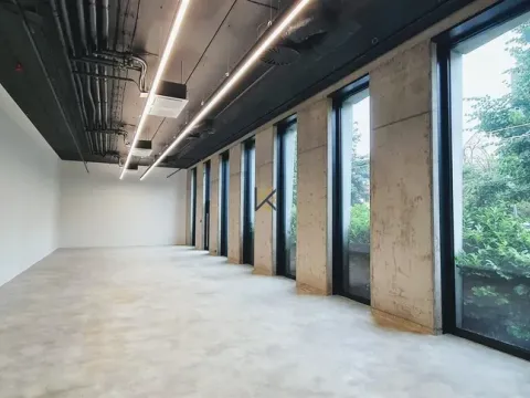 Pronájem obchodního prostoru, Praha, Kladenská, 188 m2