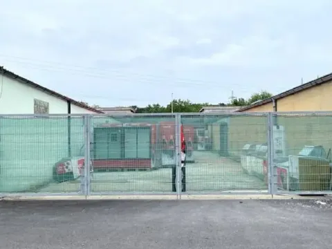 Pronájem skladu, Praha - Horní Počernice, Ve žlíbku, 382 m2