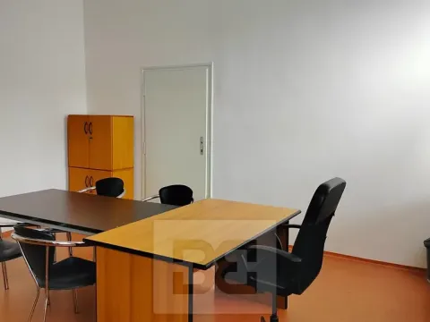 Pronájem kanceláře, Praha - Nové Město, Senovážné náměstí, 22 m2