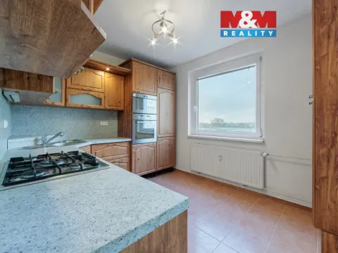 Prodej bytu 4+1, Sokolov, Atletická, 77 m2