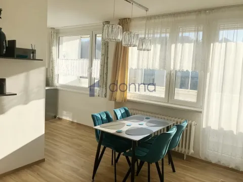 Pronájem bytu 3+kk, Praha, U Sluncové, 74 m2