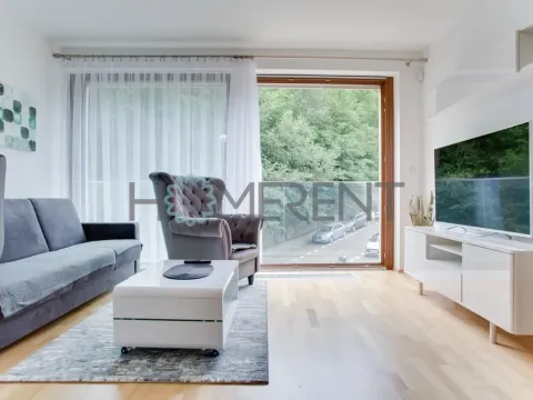 Pronájem bytu 2+kk, Praha - Smíchov, Mozartova, 46 m2