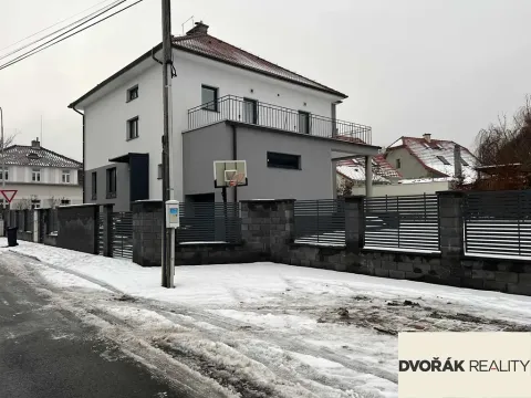 Pronájem bytu 2+1, Řevnice, Švabinského, 45 m2