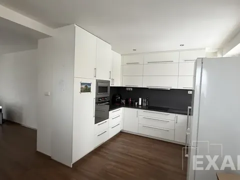 Pronájem bytu 3+kk, Praha - Kobylisy, Služská, 82 m2