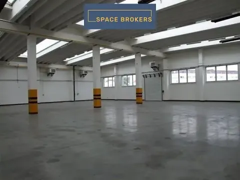 Pronájem skladu, Plzeň, 2513 m2