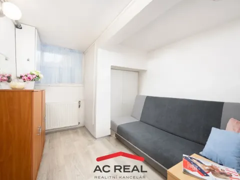 Pronájem komerční nemovitosti, Brno - Komín, Štursova, 15 m2