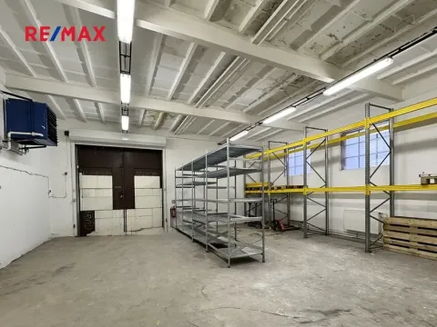 Prodej garáže, Veverská Bítýška, 250 m2