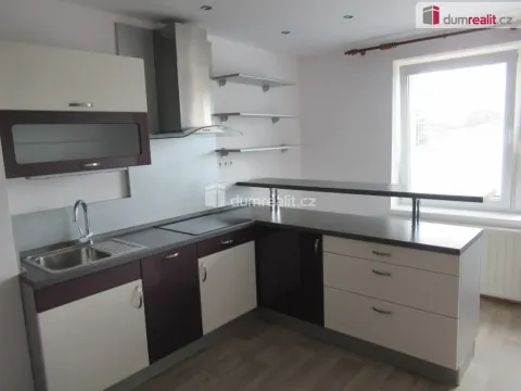 Pronájem bytu 2+1, Praha - Kobylisy, Ořechová, 65 m2