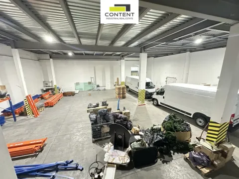 Prodej výrobních prostor, Praha - Čakovice, Cukrovarská, 3508 m2