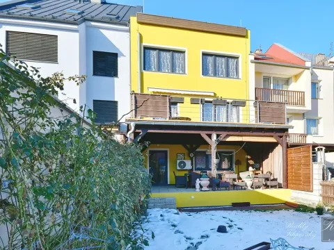 Prodej rodinného domu, Chlumec, 221 m2