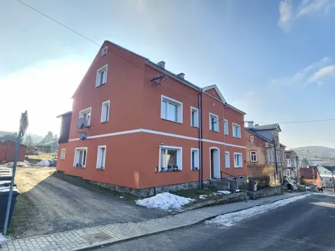 Prodej bytu 2+1, Dolní Poustevna, Sadová, 78 m2