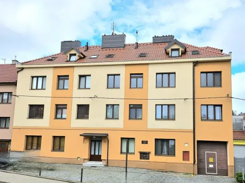 Prodej bytu 2+kk, Uherské Hradiště - Mařatice, 1. máje, 44 m2
