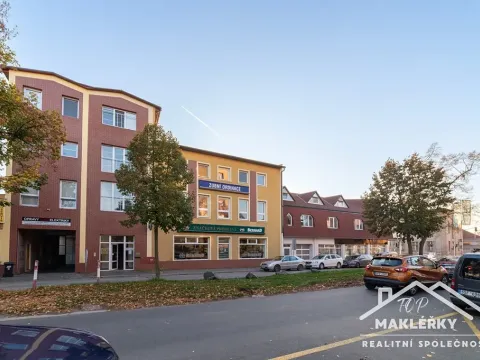 Pronájem obchodního prostoru, Kolín, Ovčárecká, 135 m2