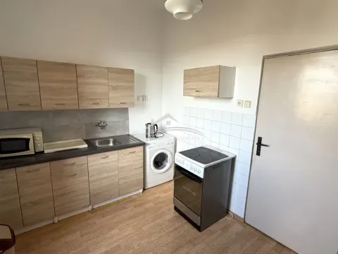 Pronájem bytu 2+1, Žirovnice, Komenského, 56 m2