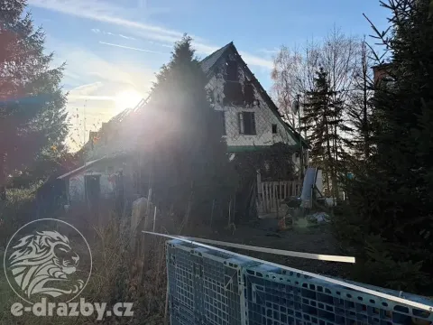 Dražba rodinného domu, Tři Sekery, 181 m2