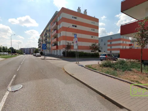 Pronájem bytu 1+kk, Brno - Žebětín, Říčanská, 30 m2